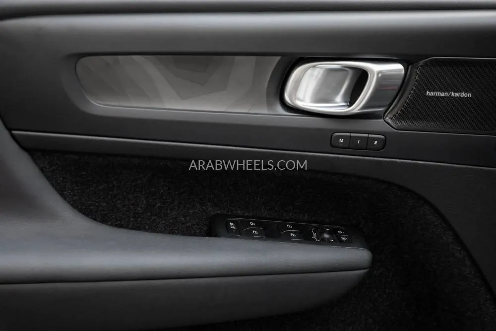 Volvo C40 2023 for Sale in Dubai Image-14