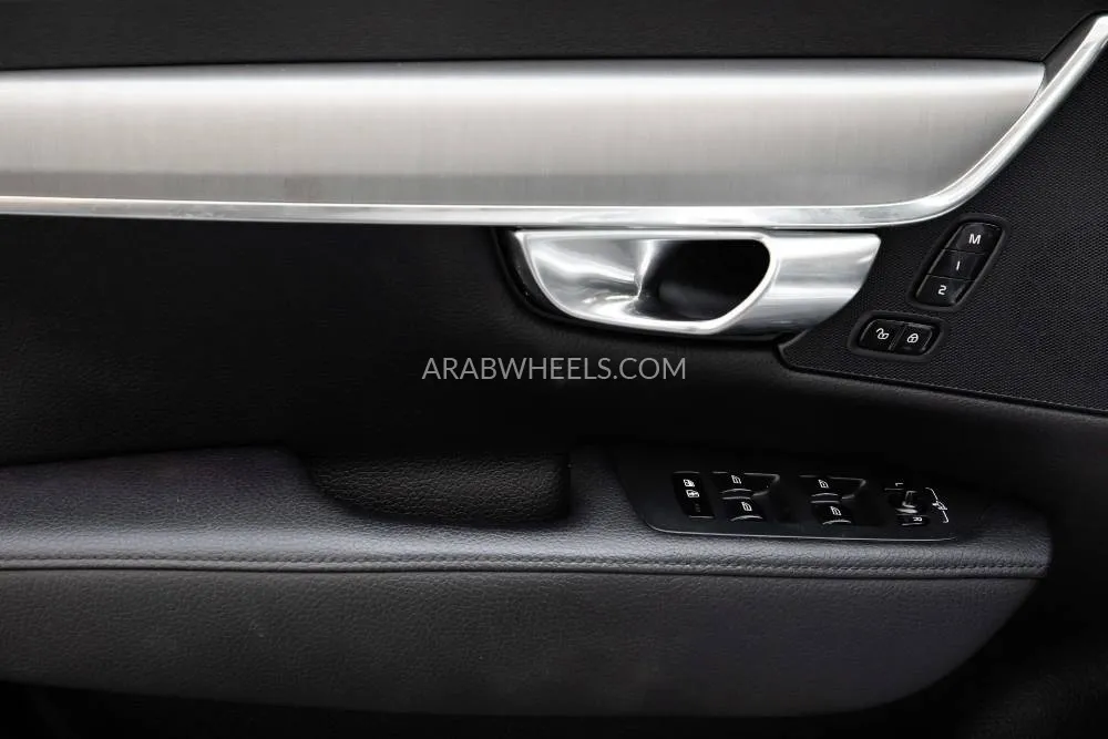 Volvo S90 2020 for Sale in Dubai Image-13