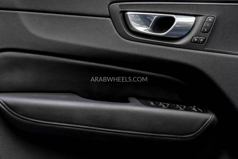 Volvo XC60 2024 for Sale in Dubai Image-13