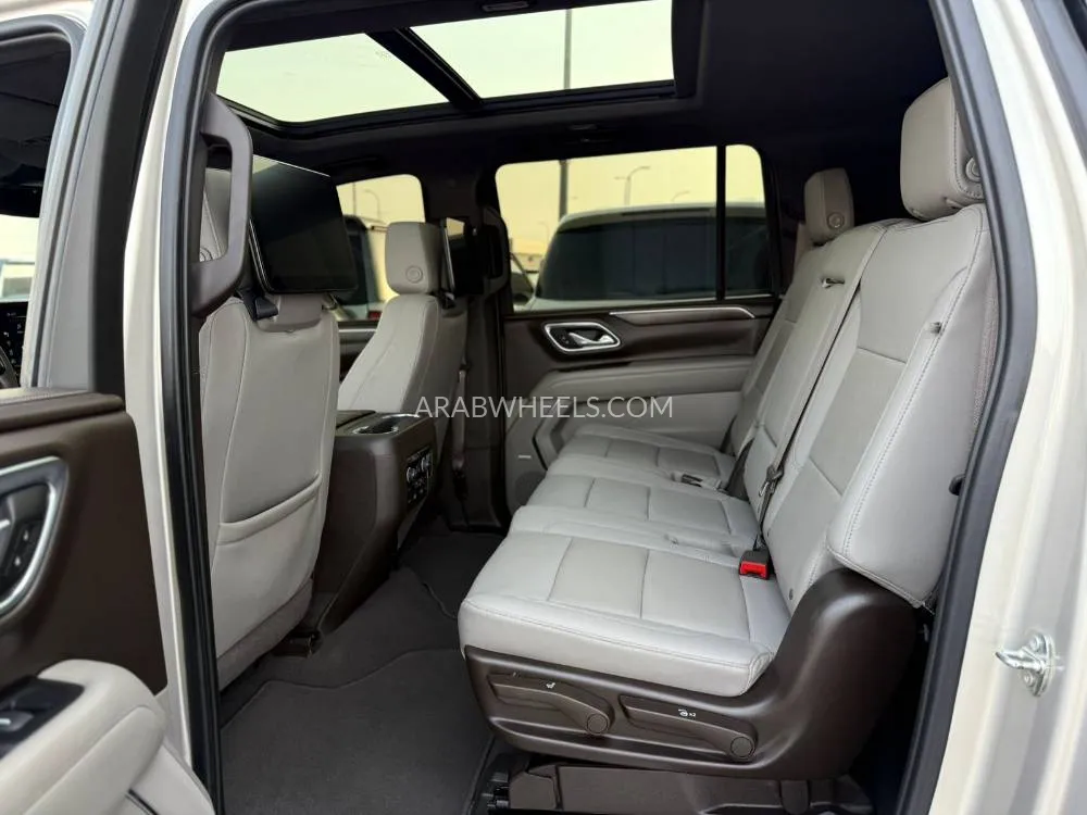 Chevrolet Tahoe 2023 for Sale in Abu Dhabi Image-7