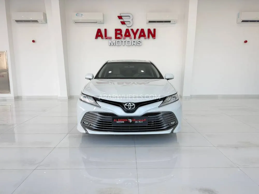 Toyota Camry 2019 for Sale in Abu Dhabi Image-2