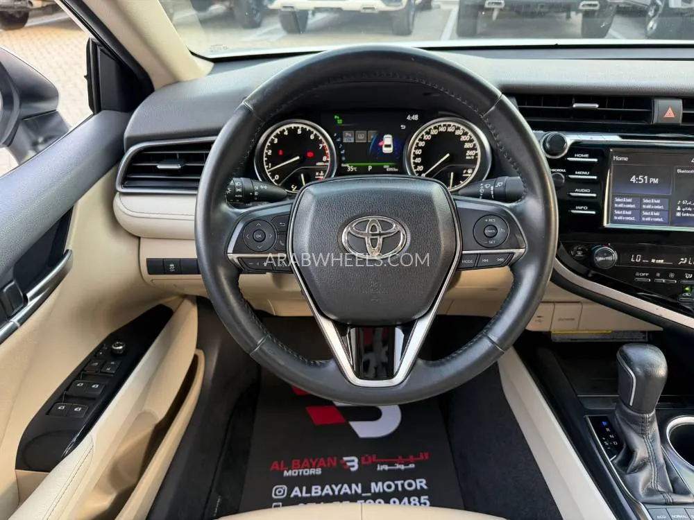 Toyota Camry 2019 for Sale in Abu Dhabi Image-9