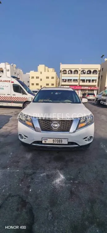 Nissan Pathfinder 2014 for Sale in Dubai Image-12