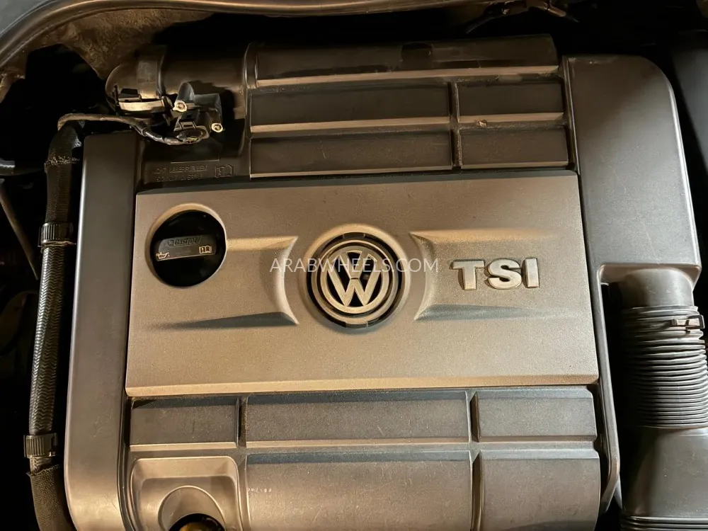 Volkswagen Golf R 2013 for Sale in Abu Dhabi Image-8