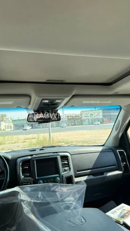 Dodge RAM 2018 for Sale in Dubai Image-11