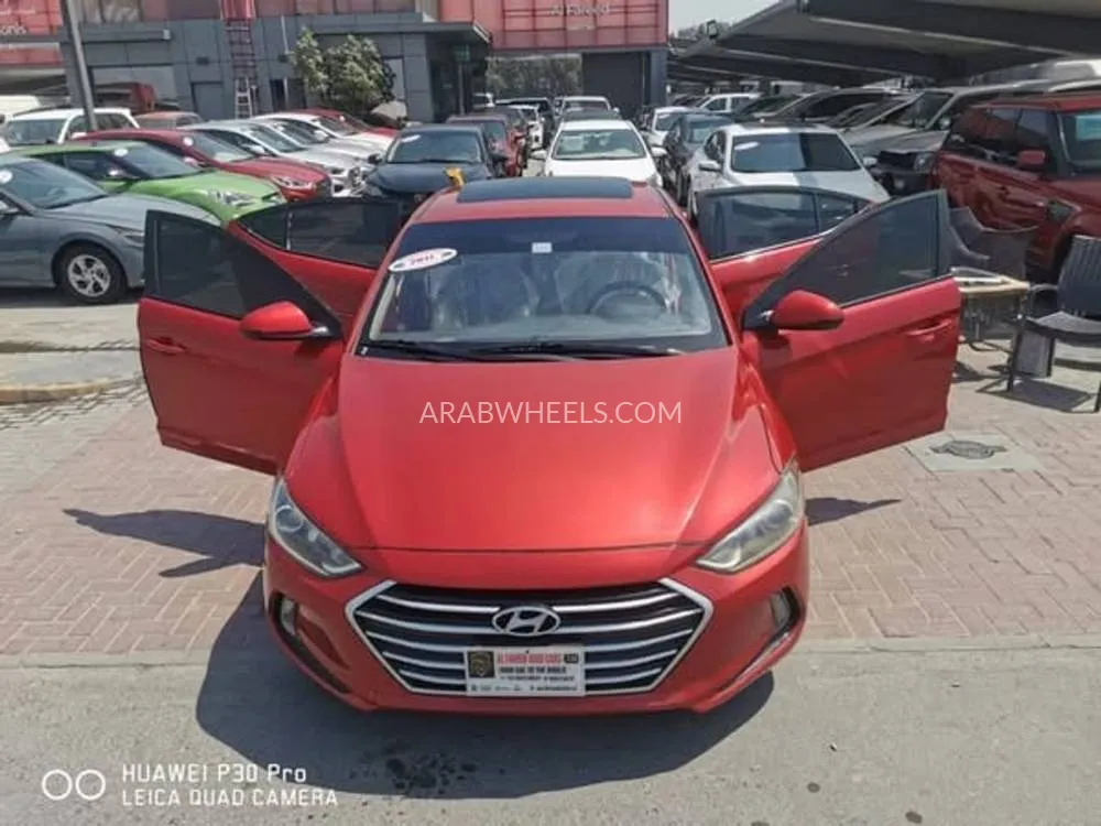 Hyundai Elantra 2017 for Sale in Sharjah Image-2