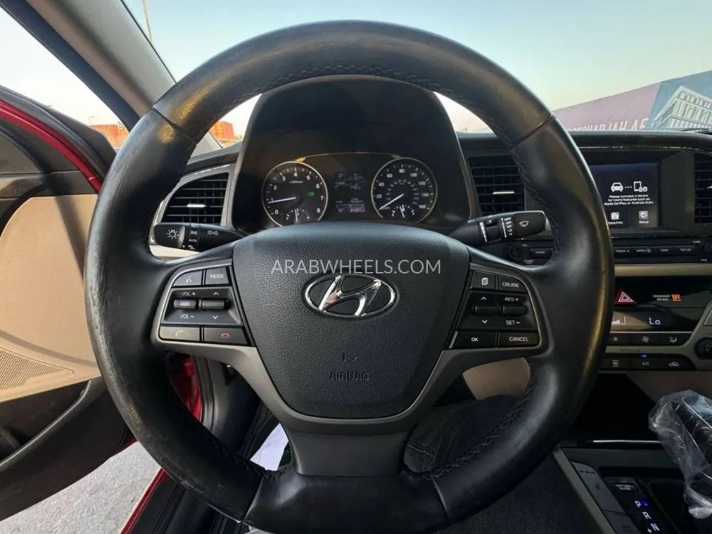 Hyundai Elantra 2017 for Sale in Sharjah Image-8