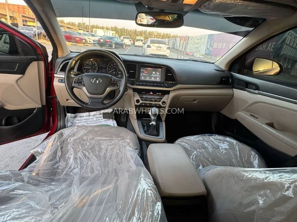 Hyundai Elantra 2017 for Sale in Sharjah Image-15