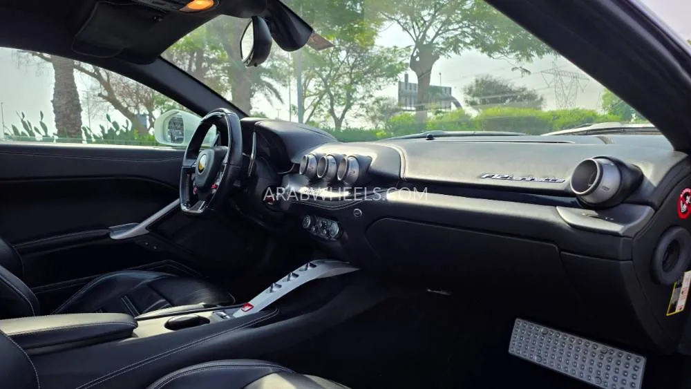Ferrari F12 Berlinetta 2013 for Sale in Dubai Image-19