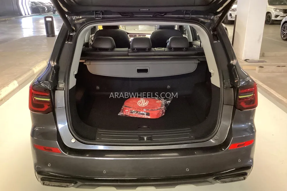 إم جي RX5 2025 for Sale in دبي Image-14