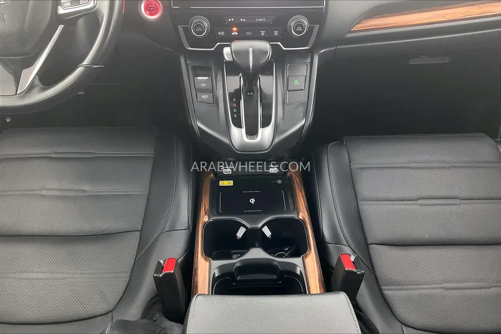 Honda CR-V 2022 for Sale in Sharjah Image-24