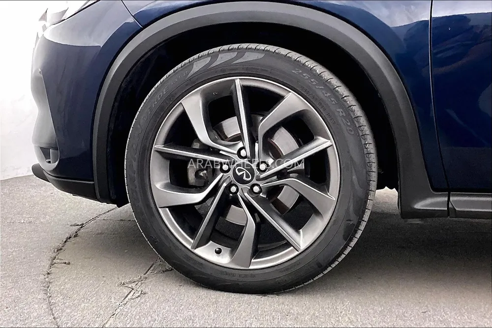 Infiniti QX50 2021 for Sale in Dubai Image-9