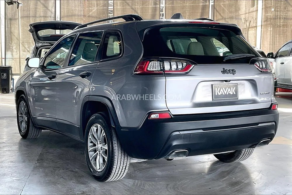 Jeep Cherokee 2020 for Sale in Sharjah Image-4