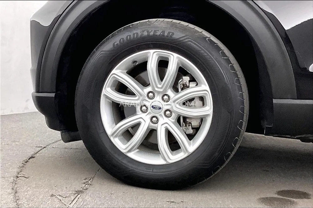 Ford Explorer 2022 for Sale in Dubai Image-9