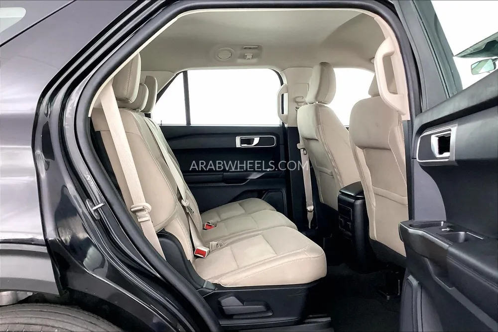 Ford Explorer 2022 for Sale in Dubai Image-23