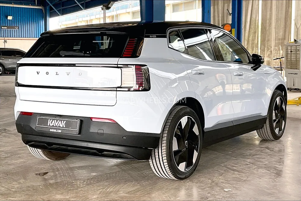 Volvo EX30 2024 for Sale in Sharjah Image-6