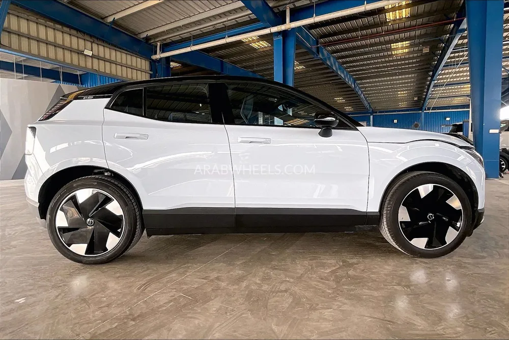 Volvo EX30 2024 for Sale in Sharjah Image-8