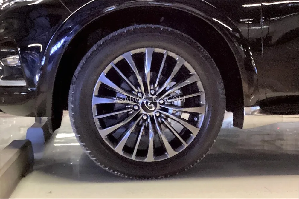 Infiniti QX80 2023 for Sale in Dubai Image-9