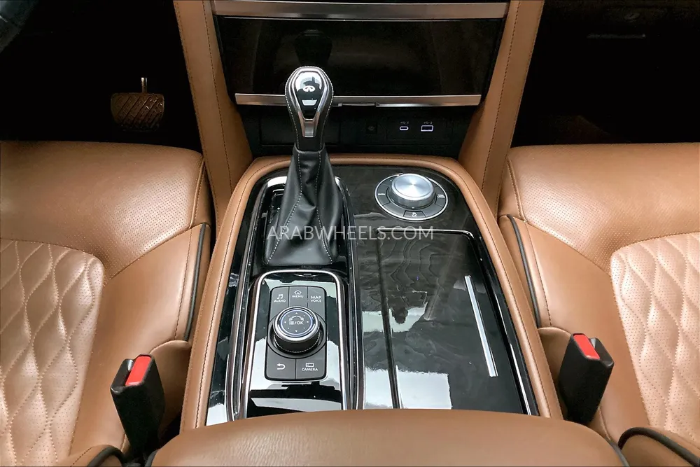 Infiniti QX80 2023 for Sale in Dubai Image-14