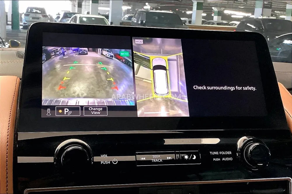 Infiniti QX80 2023 for Sale in Dubai Image-15