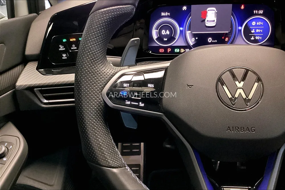  فولكس واجن جولف 2024 for Sale in الشارقة Image-24