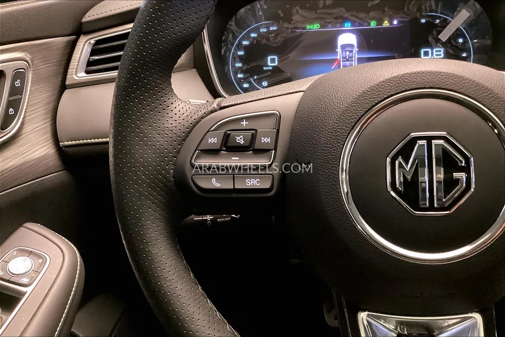 إم جي RX5 2025 for Sale in دبي Image-23
