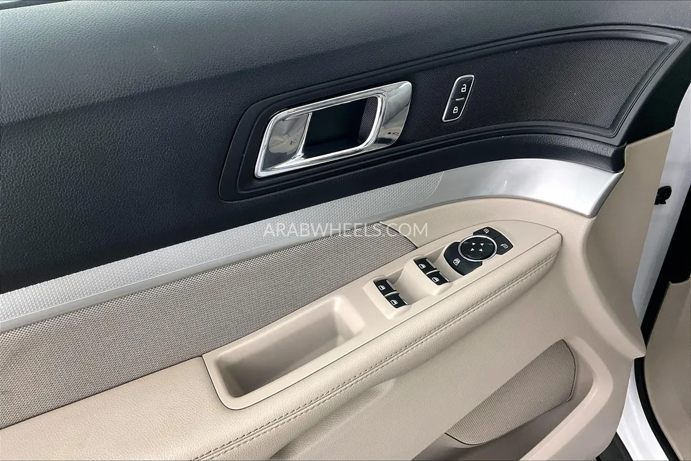 Ford Explorer 2018 for Sale in Sharjah Image-36