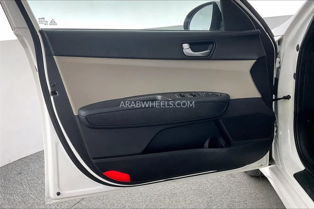 Kia Optima 2020 for Sale in Sharjah Image-25