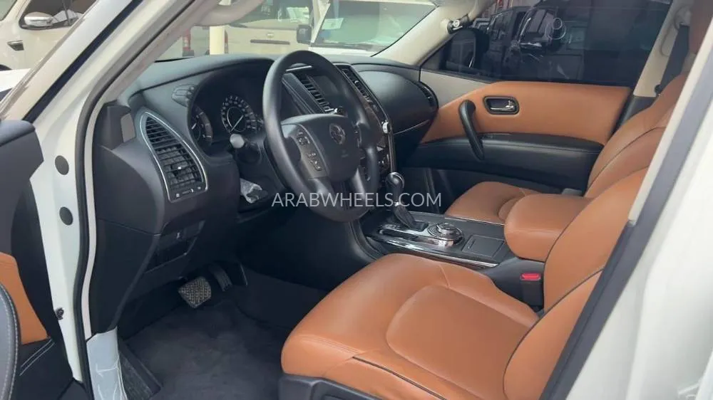Nissan Patrol 2019 for Sale in Sharjah Image-5
