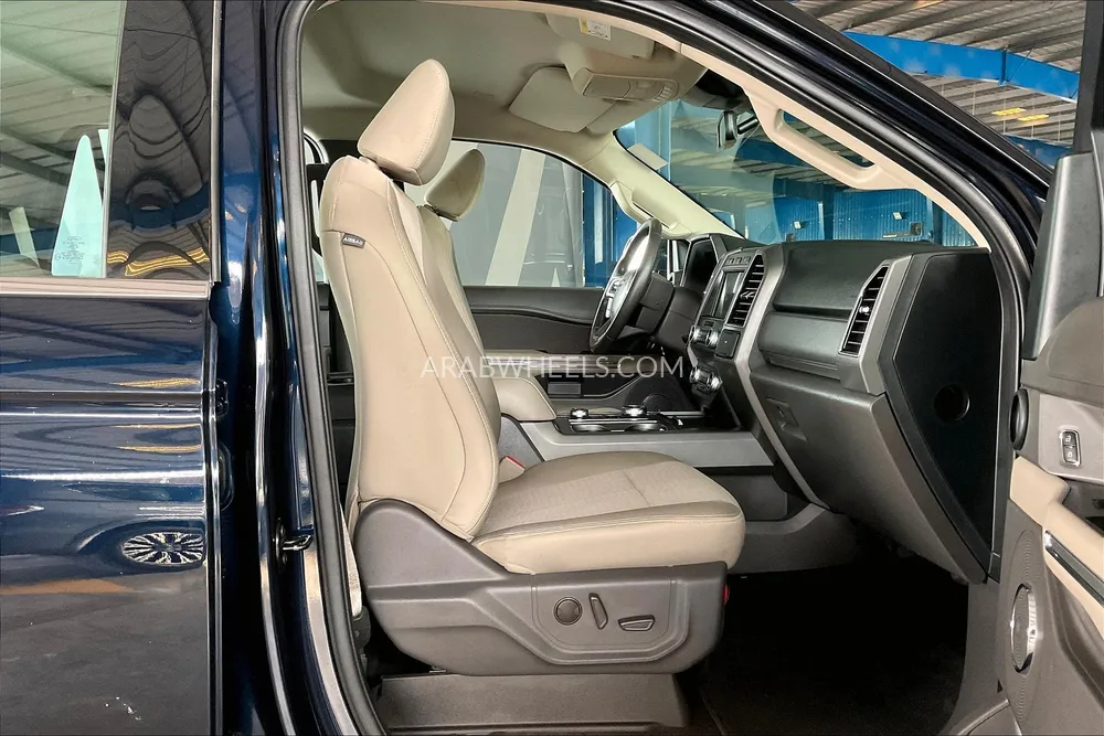 Ford Expedition 2021 for Sale in Sharjah Image-13