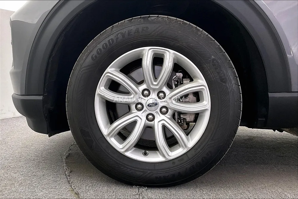 Ford Explorer 2021 for Sale in Sharjah Image-10