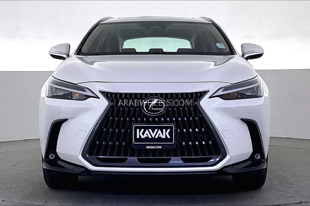 لكزس NX 2024 for Sale in الشارقة Image-2