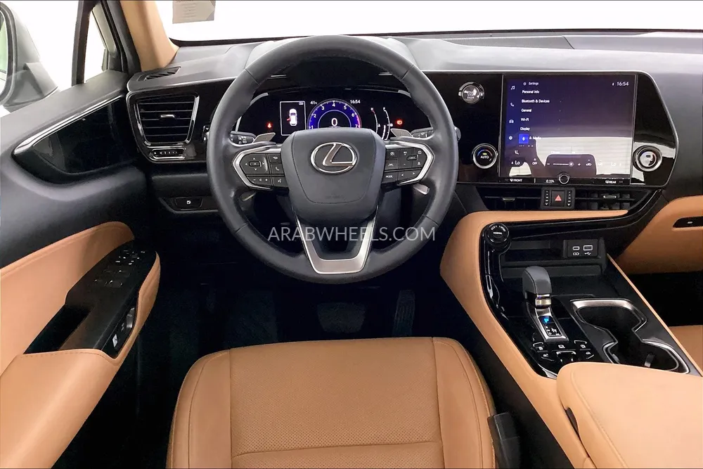 لكزس NX 2024 for Sale in الشارقة Image-10