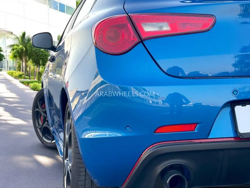 الفا روميو جولييتا 2021 for Sale in دبي Image-10