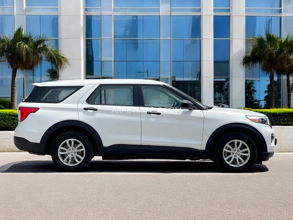 Ford Explorer 2021 for Sale in Dubai Image-5