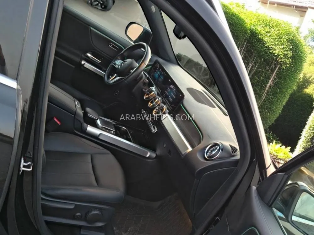 Mercedes Benz EQB 2022 for Sale in Dubai Image-13