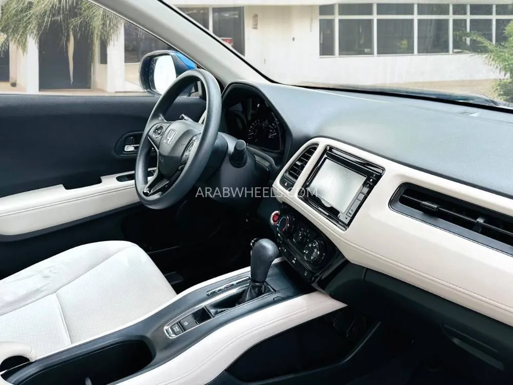 Honda HR-V 2020 for Sale in Dubai Image-18