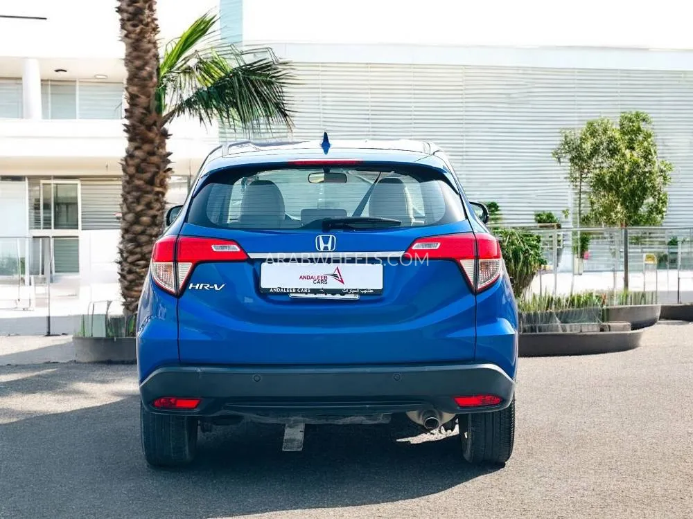 Honda HR-V 2021 for Sale in Dubai Image-5