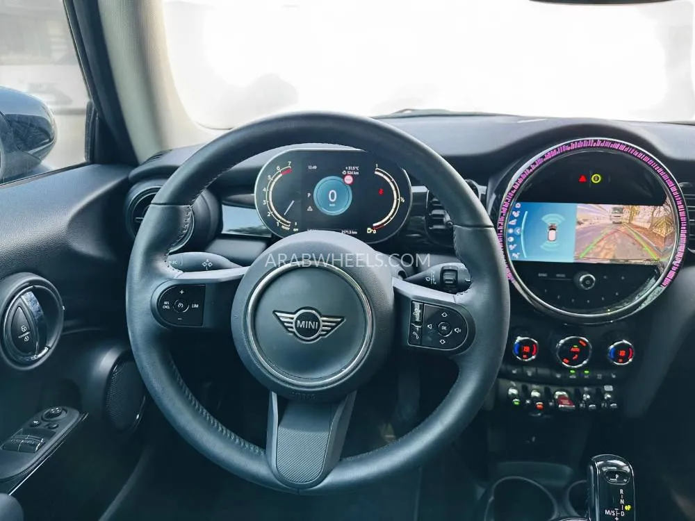 Mini Cooper 2023 for Sale in Dubai Image-14