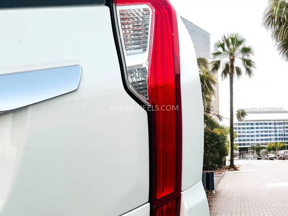 Mitsubishi Montero Sport 2017 for Sale in Dubai Image-11