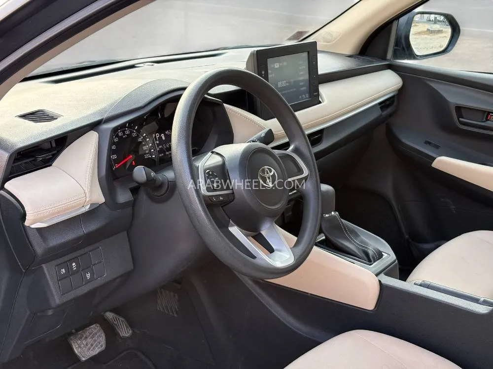 Toyota Yaris 2023 for Sale in Dubai Image-12