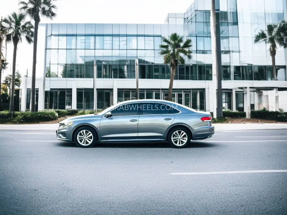 Volkswagen Passat 2020 for Sale in Dubai Image-7