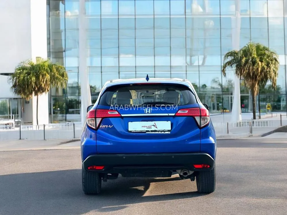 Honda HR-V 2021 for Sale in Dubai Image-7