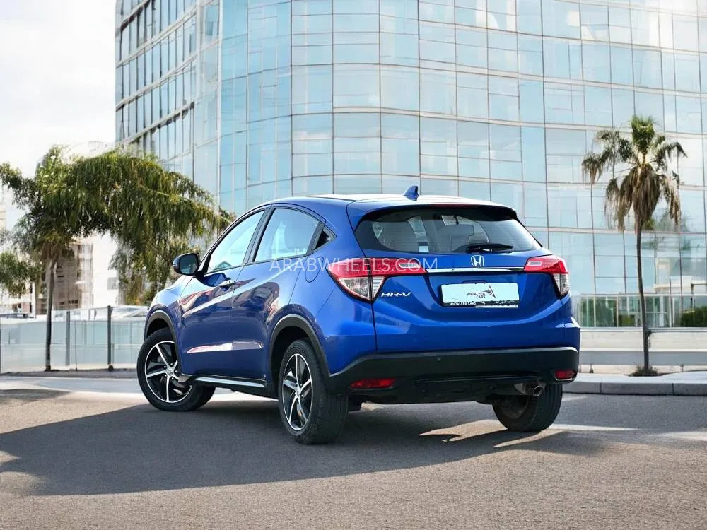 Honda HR-V 2021 for Sale in Dubai Image-8