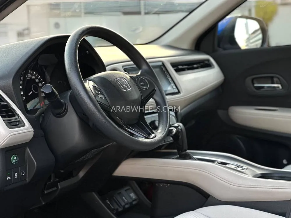 Honda HR-V 2021 for Sale in Dubai Image-13