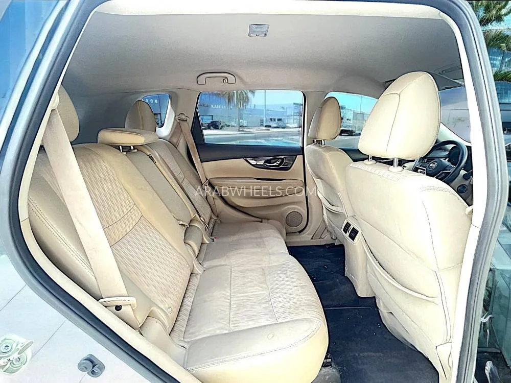 Nissan X-Trail 2018 for Sale in Dubai Image-18
