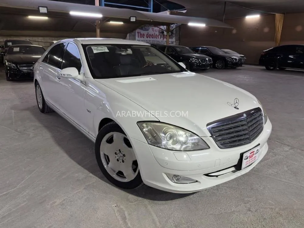 Mercedes Benz CLS Class 2007 for Sale in Dubai Image-7