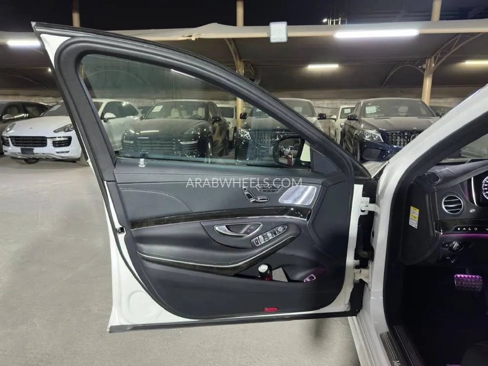 Mercedes Benz CLS Class 2015 for Sale in Dubai Image-18