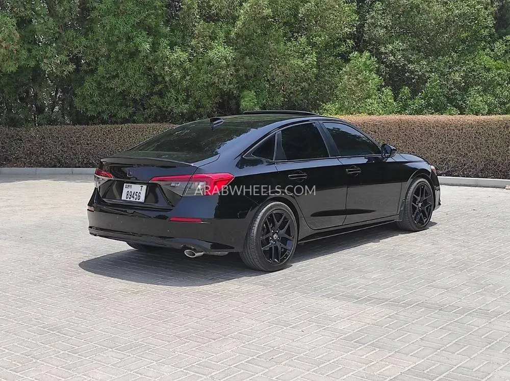 Honda Civic 2024 for Sale in Sharjah Image-25