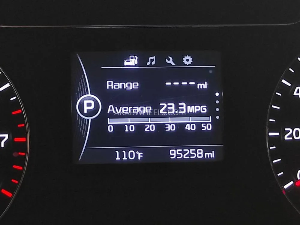 Kia Sorento 2018 for Sale in Sharjah Image-6